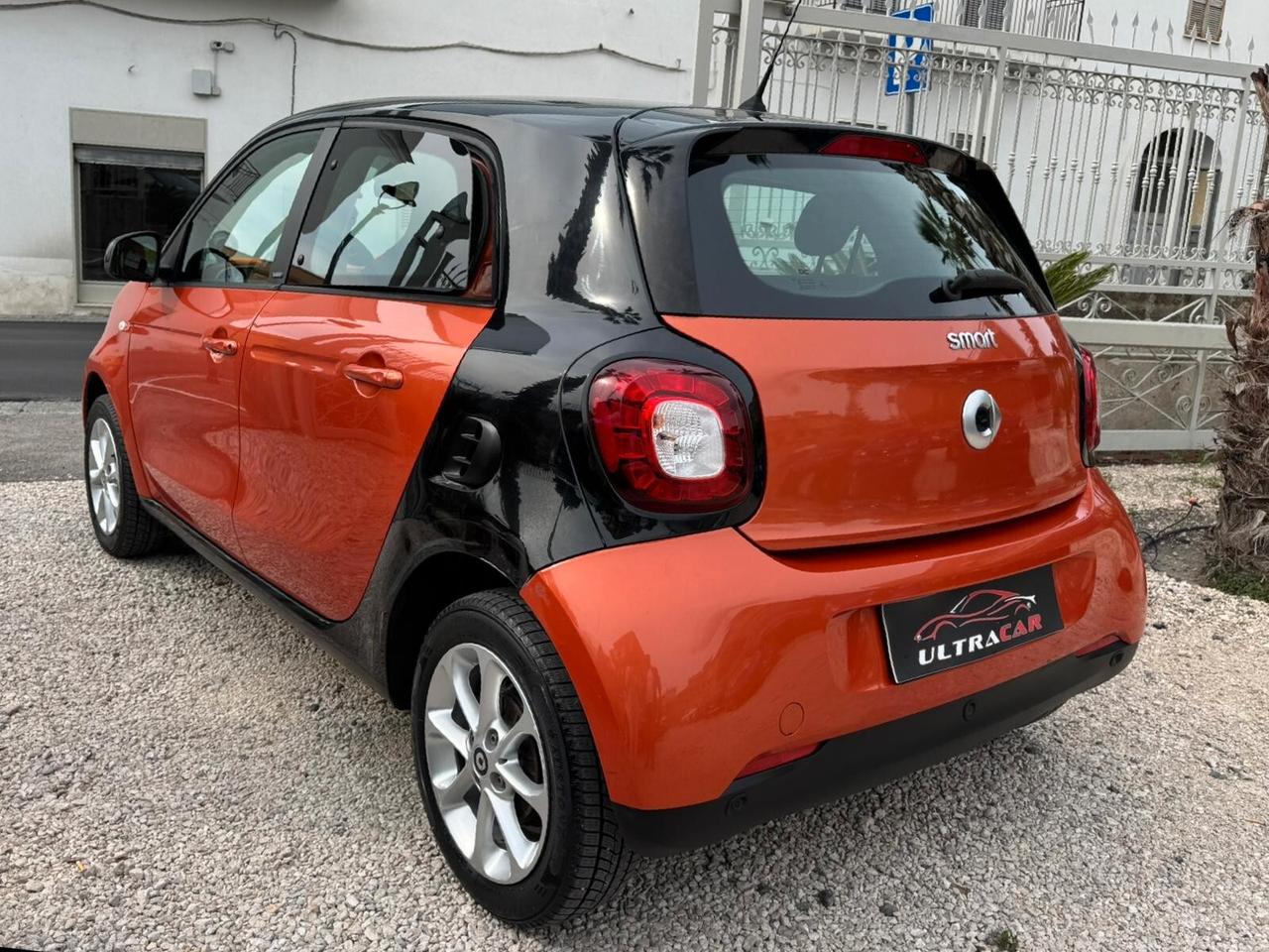 Smart ForFour 70 1.0 Passion LED