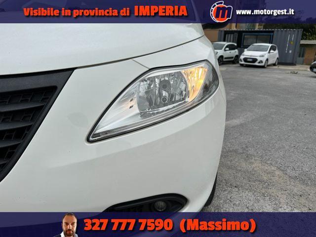 LANCIA Ypsilon 1.2 69 CV 5 porte NEOPATENTATI