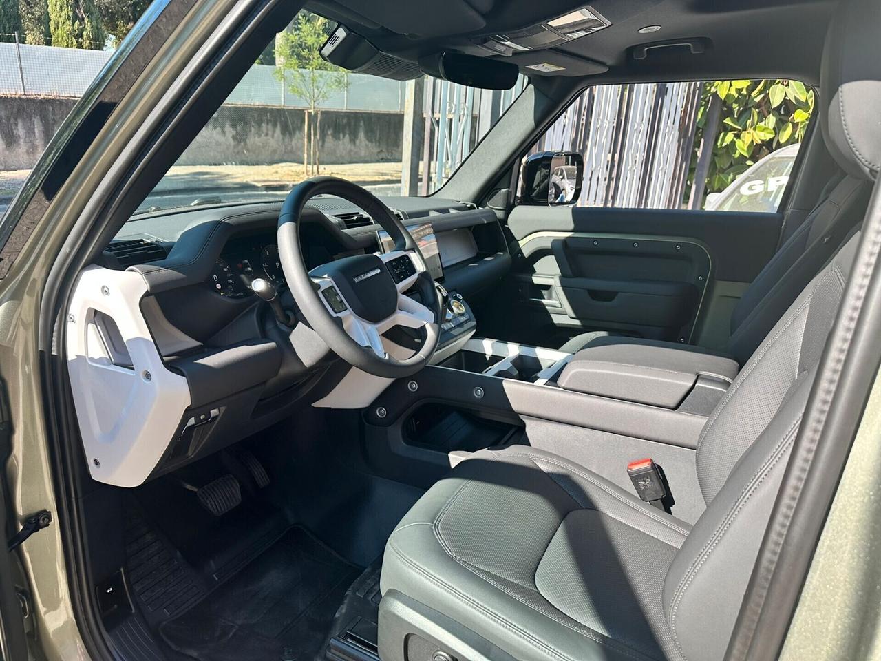 Land Rover Defender 90 3.0D I6 200 CV AWD Auto X-Dynamic SE