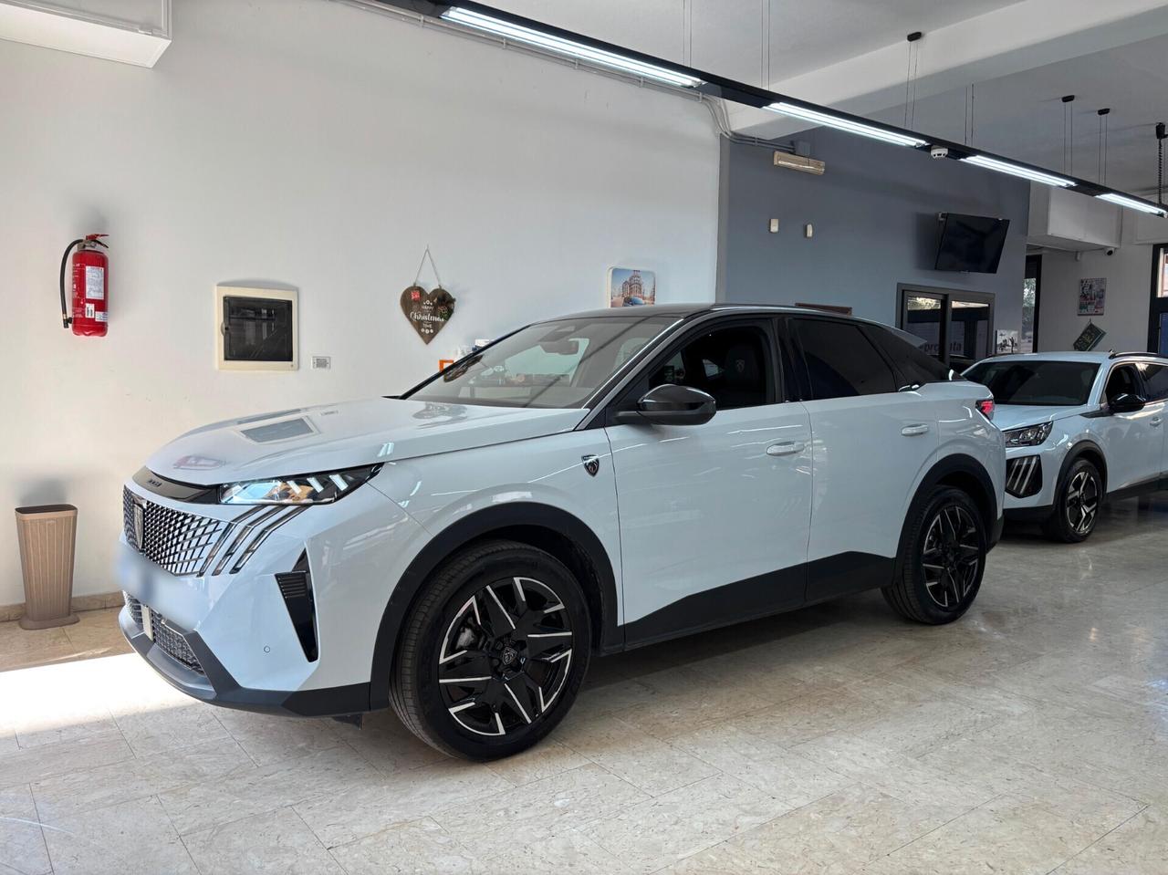 Peugeot 3008 Hybrid 145 e-DCS6 GT Vari Colori