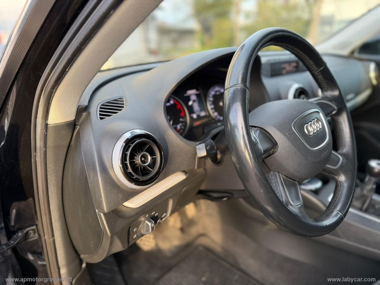 AUDI A3 SPB 1.4 TFSI G-tron AMBIENTE