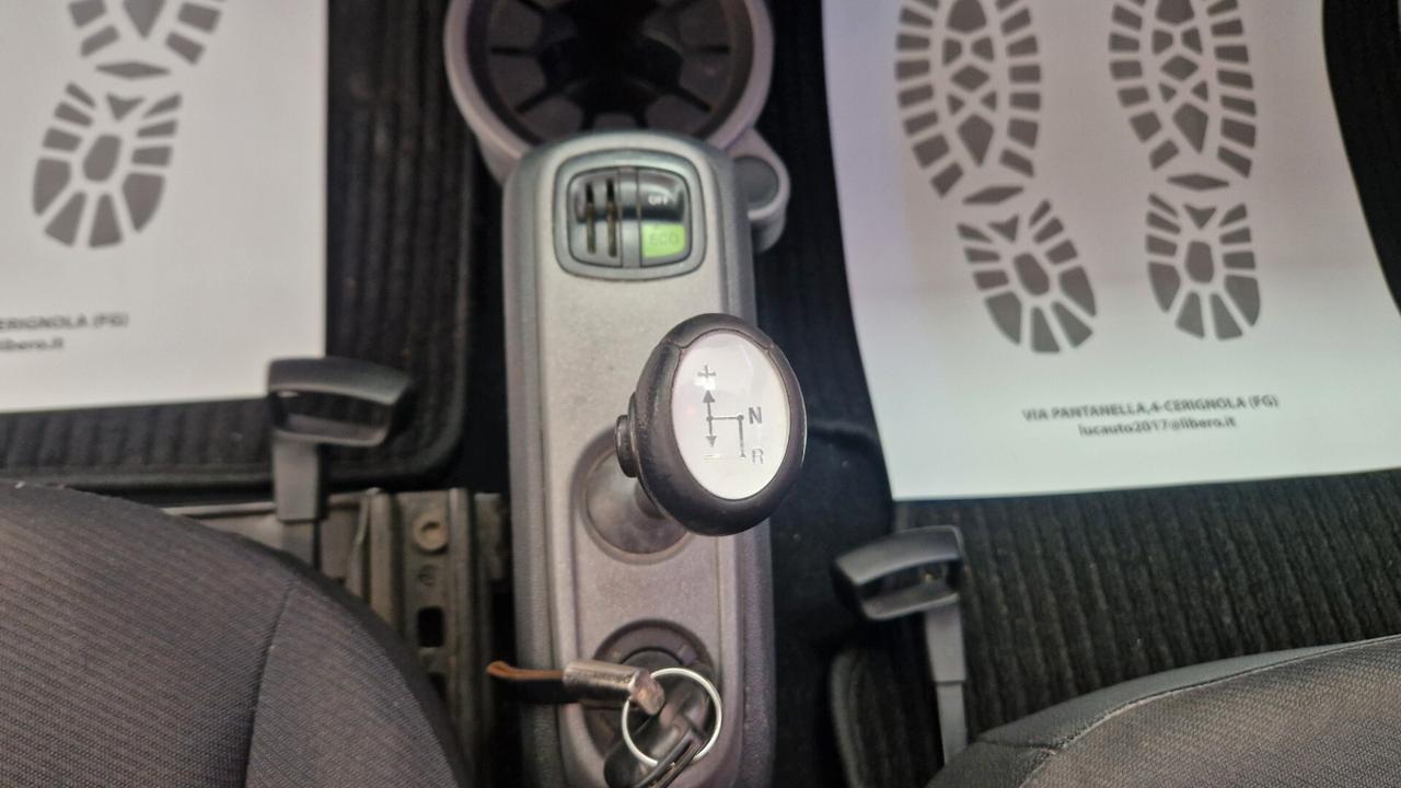 Smart ForTwo 1000 52 kW MHD coupé Genius s.ed.