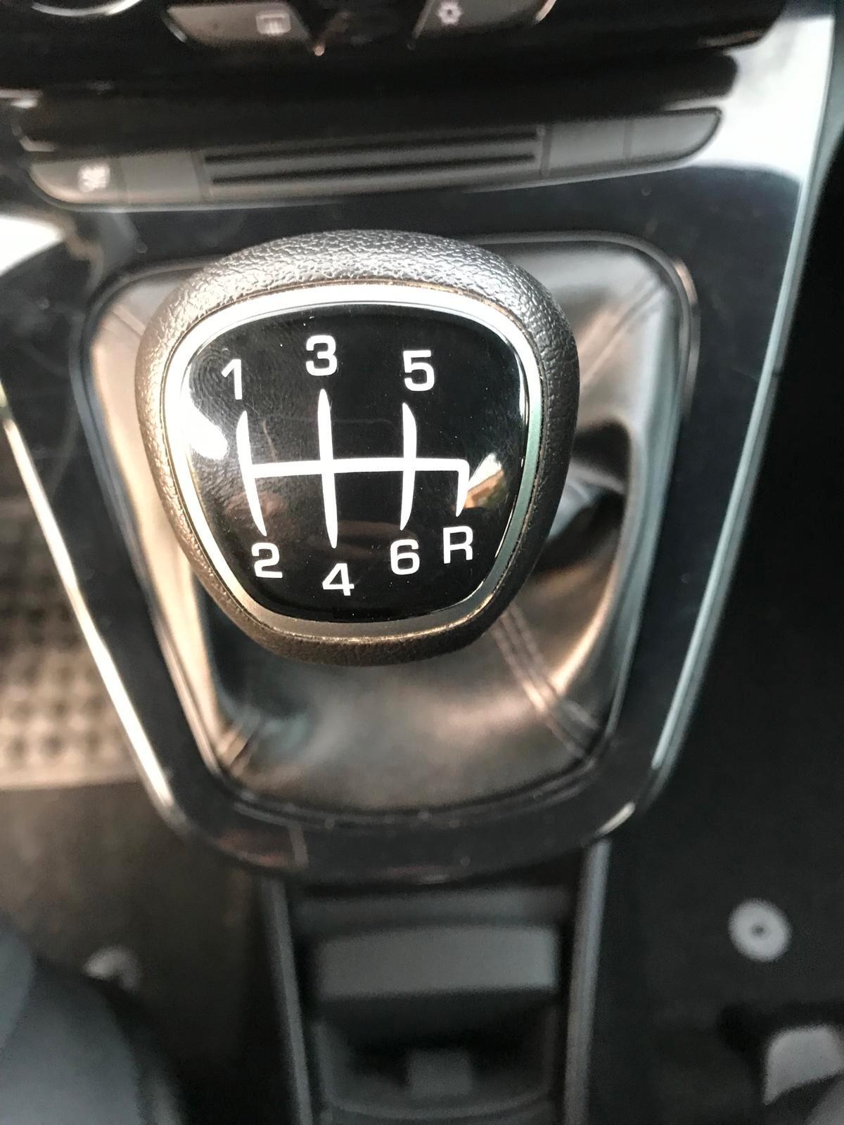 Lancia Ypsilon 1.0 FireFly 5 porte S&S Hybrid Gold