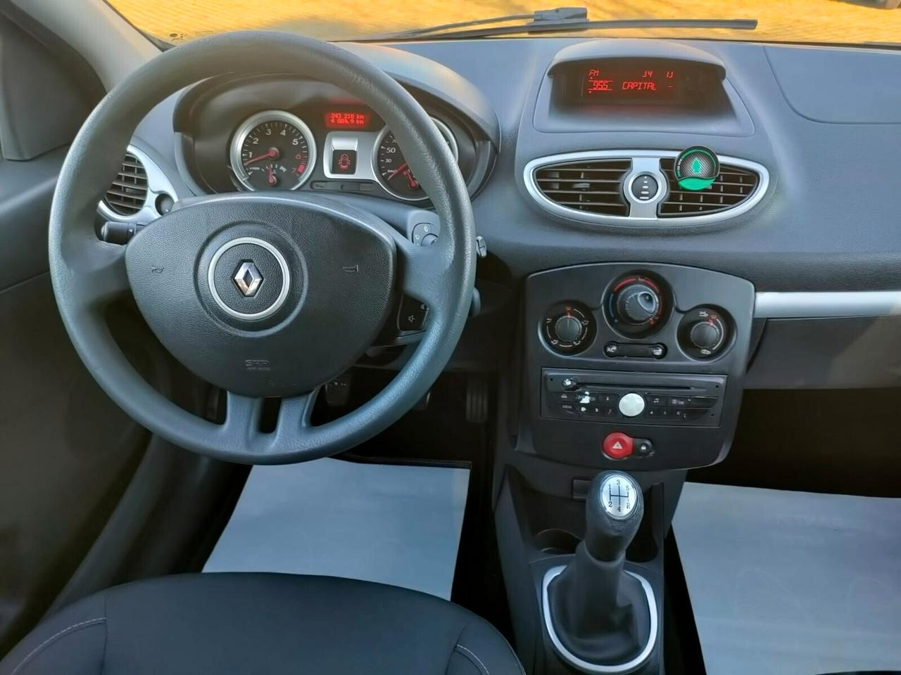 Renault Clio 1.2 5 porte Gpl valido fino al 2030