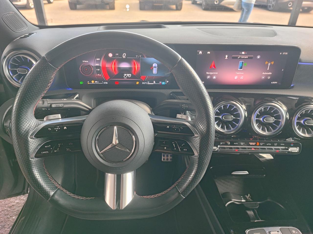 Mercedes-benz A 200 d Automatic AMG Line Premium Plus FULL+++