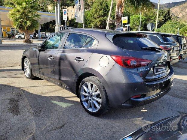 Mazda 3 1.5 SKYACTIVE EXCEED