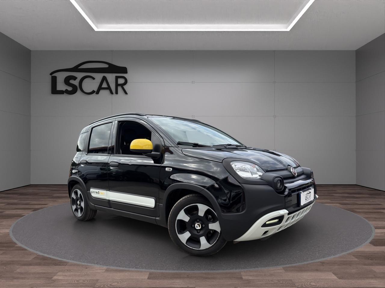 Fiat - Pandina Cross 1.0 firefly hybrid
