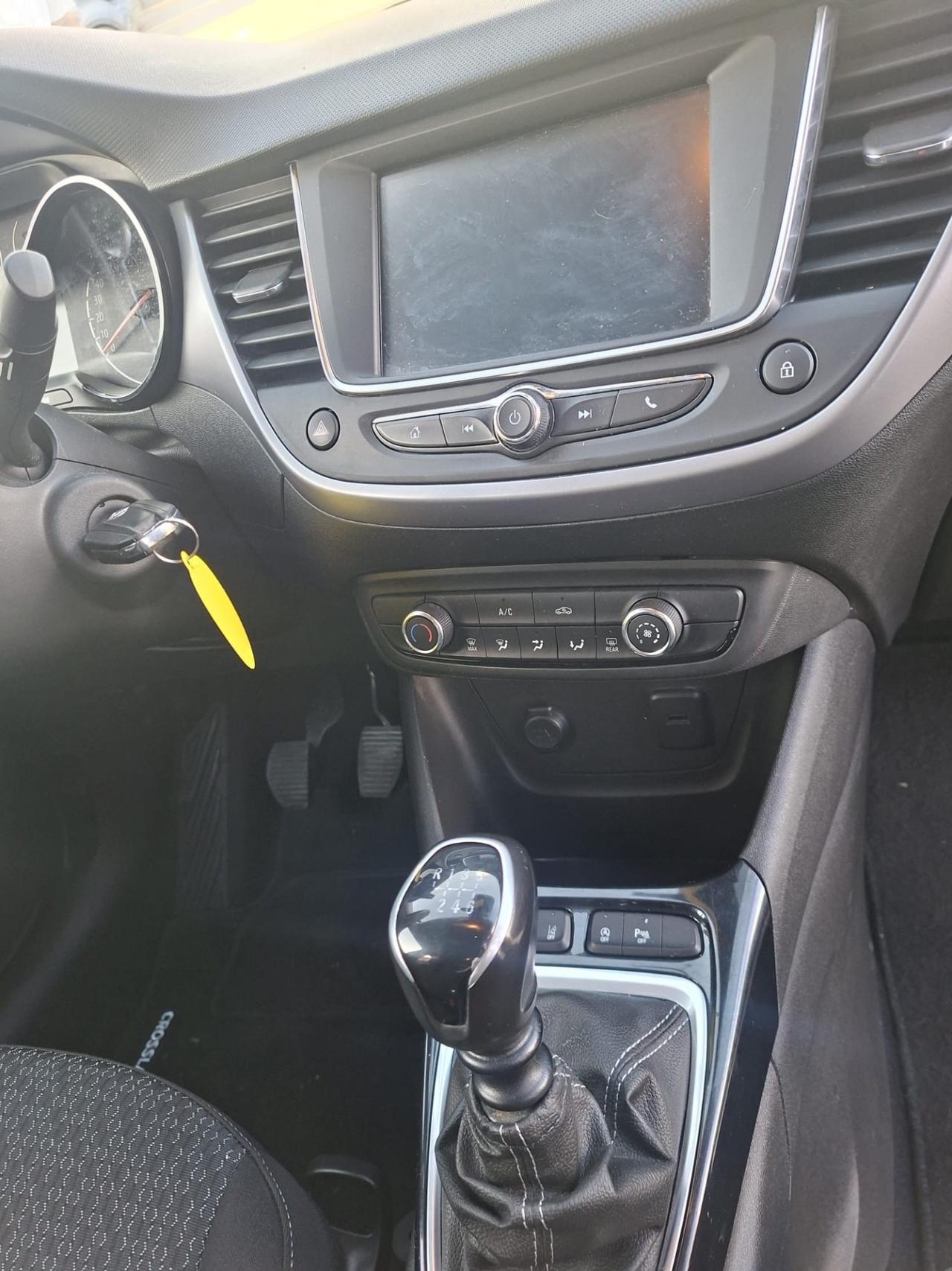 Opel Crossland X 1.5 ECOTEC D 102 CV 2020 permute e finanziamenti