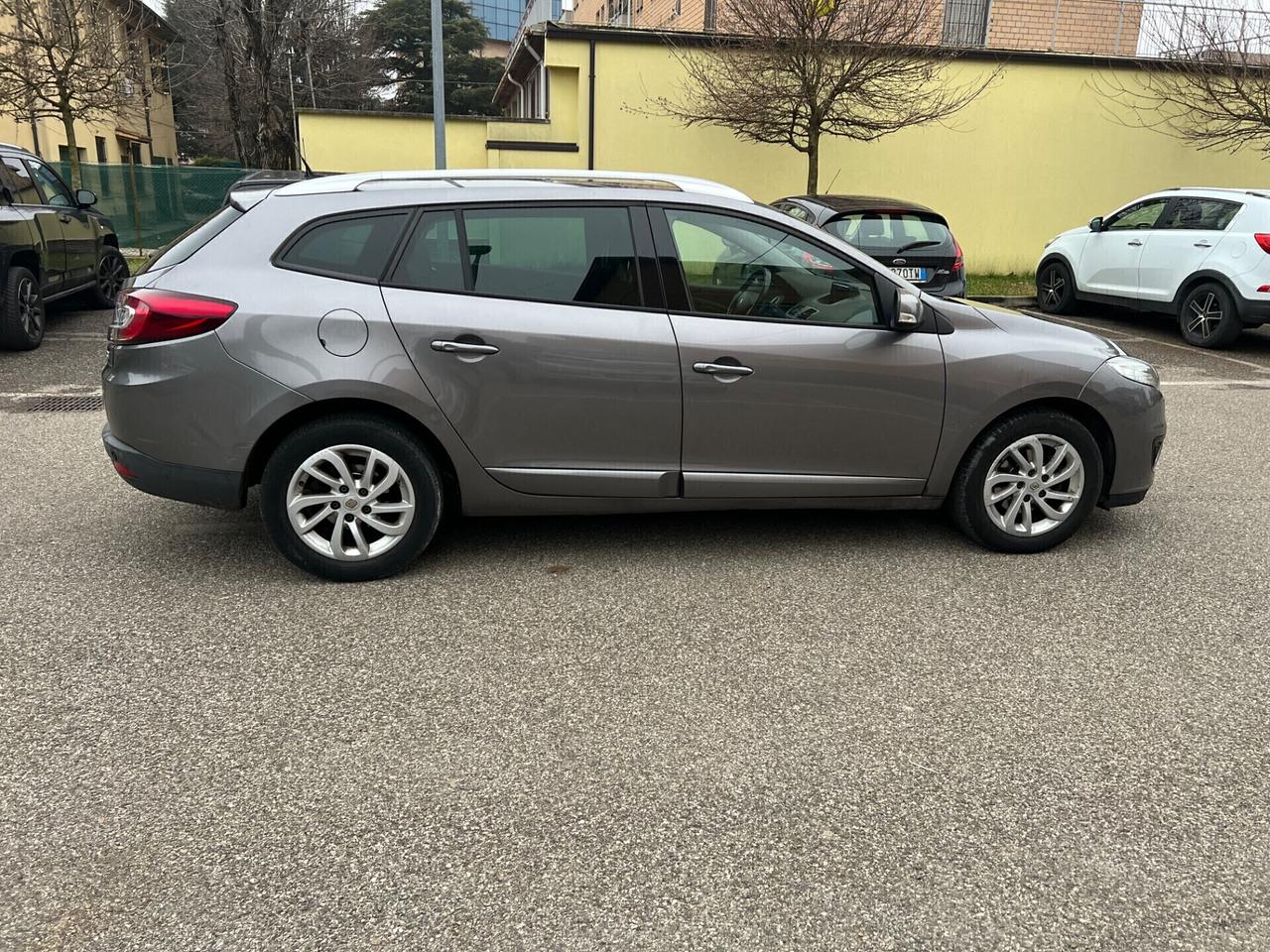 Renault Megane Mégane 1.5 dCi 110CV Start&Stop ESM SporTour Wave