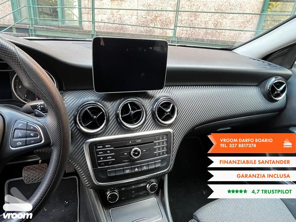 MERCEDES GLA (X156) GLA 200 d Automati...