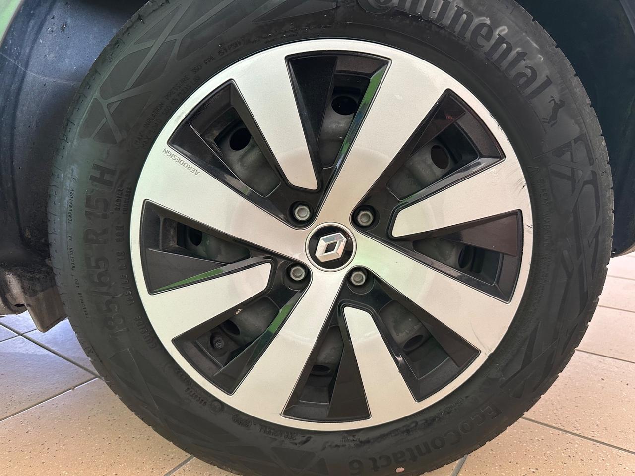 Renault Clio TCe 90 CV 5 porte Techno 2023