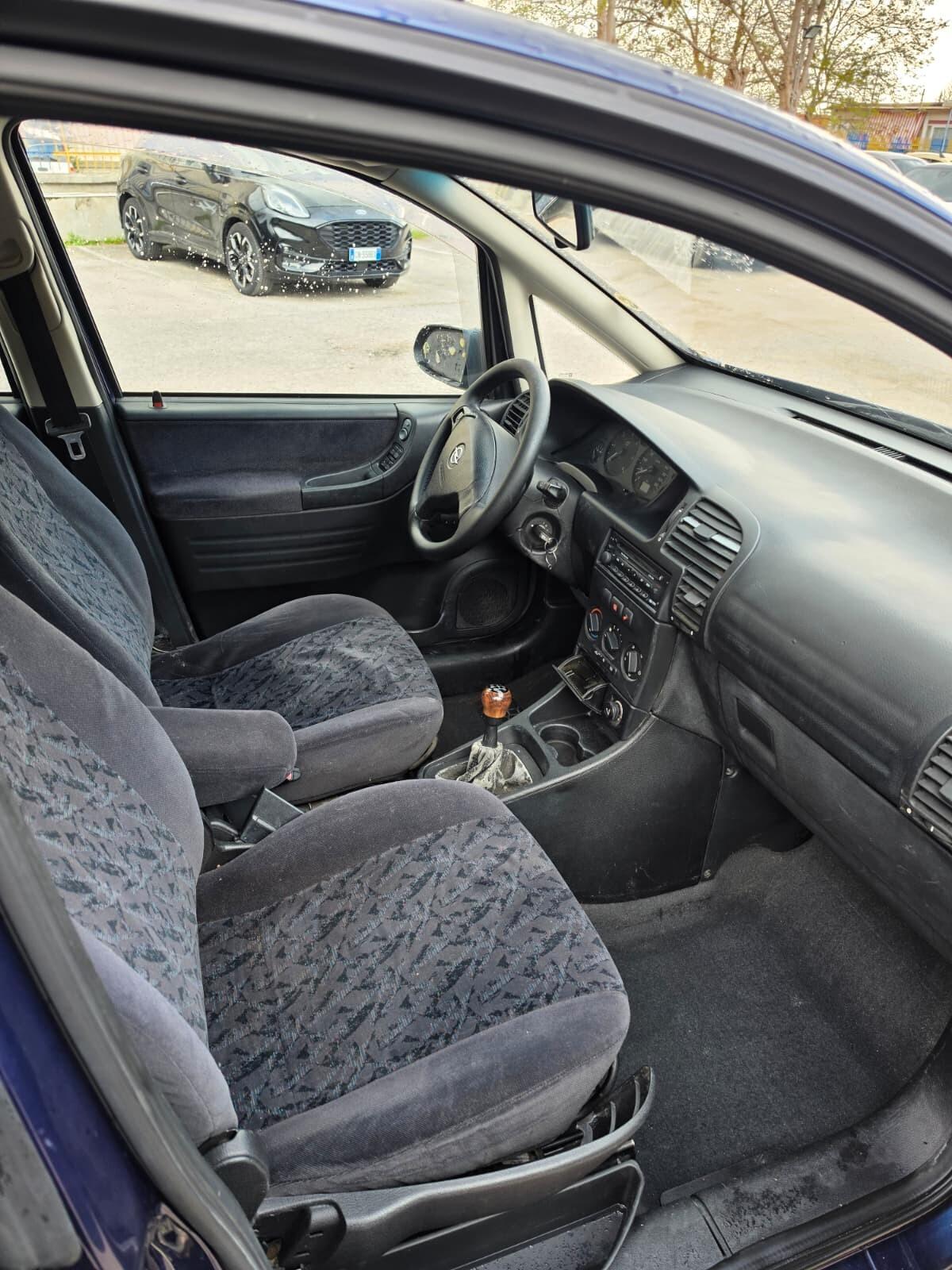 Opel Zafira 2.0 16V DTI cat Elegance 7 POSTI