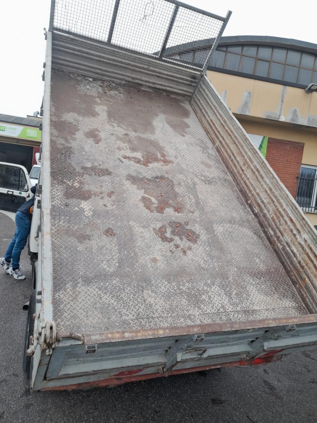 Iveco Altro Ribaltabile
