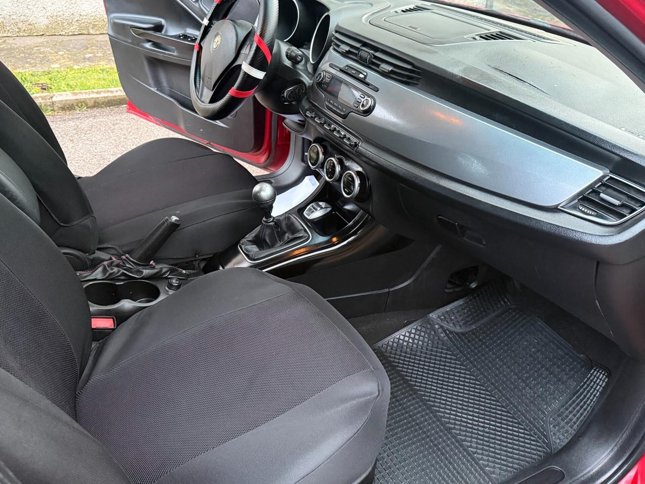 Alfa Romeo Giulietta 1.6 JTDm-2 105 CV Distinctive