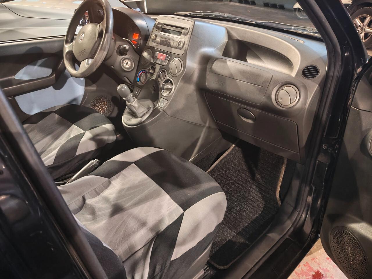 OPEL CORSA EURO 4!!!! SUPER ECONOMICA!!!