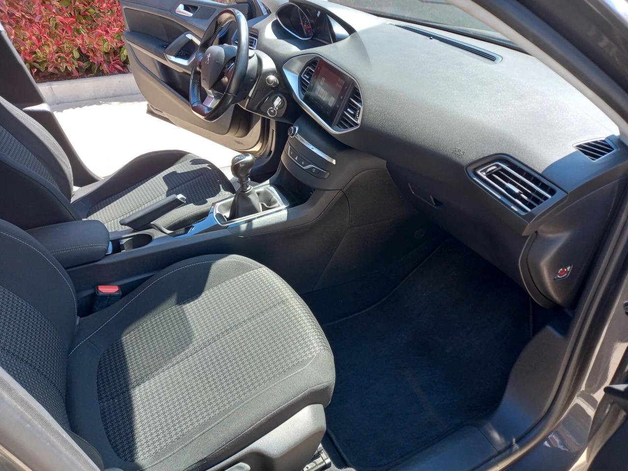 Peugeot 308 1.5 HDI 2020