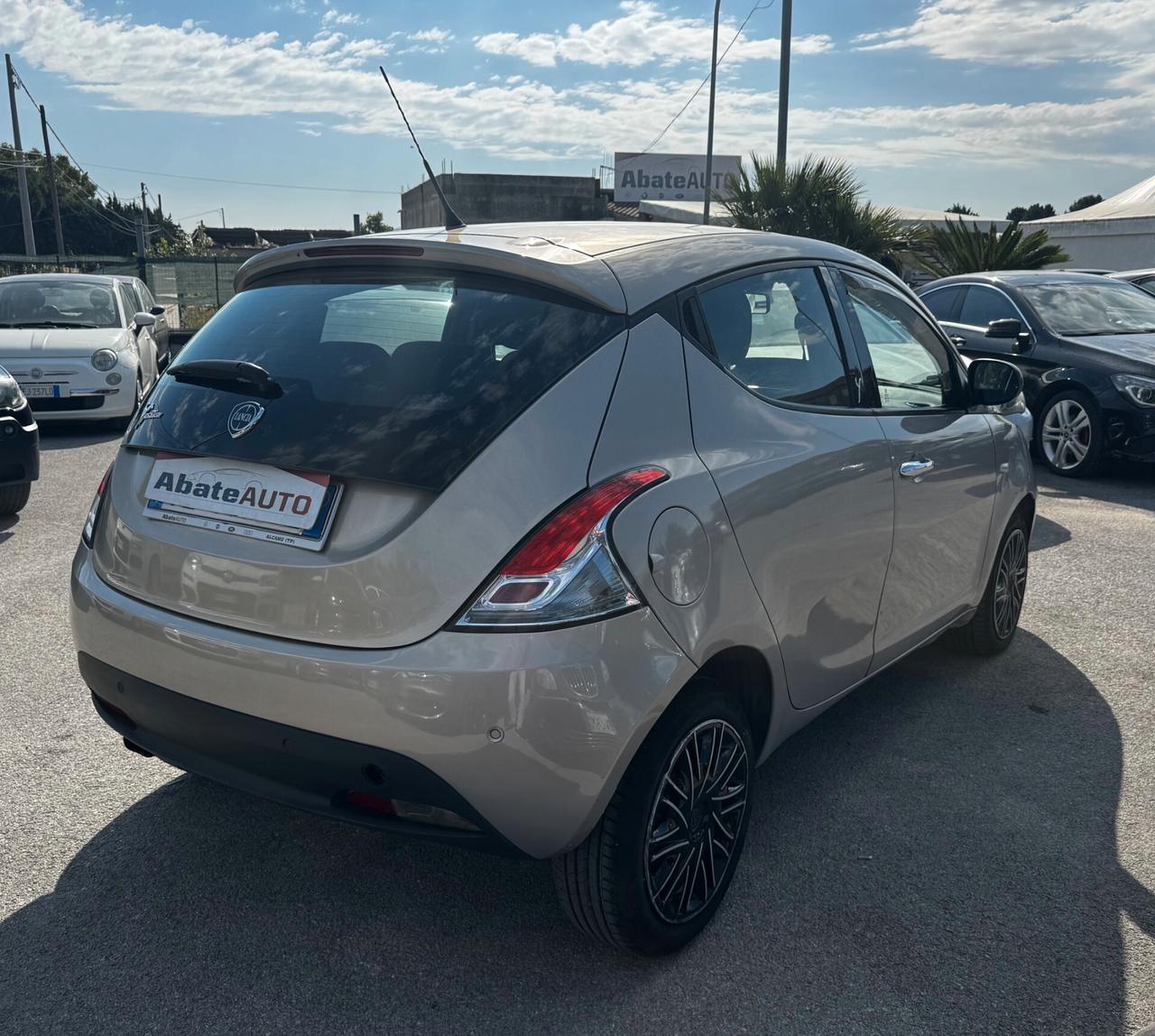 Lancia Ypsilon 1.3 MJT 16V 95 CV 5 porte S&S Gold