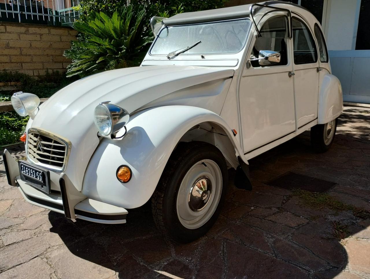 Citroen 2CV 6 Special