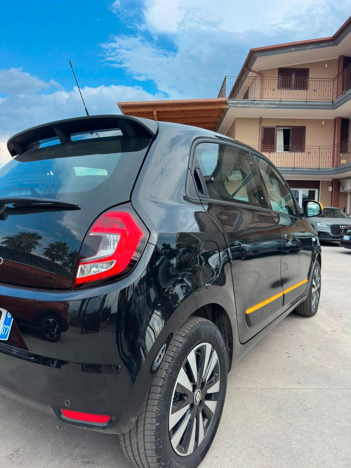 Renault Twingo SCe 65 CV Urban Night