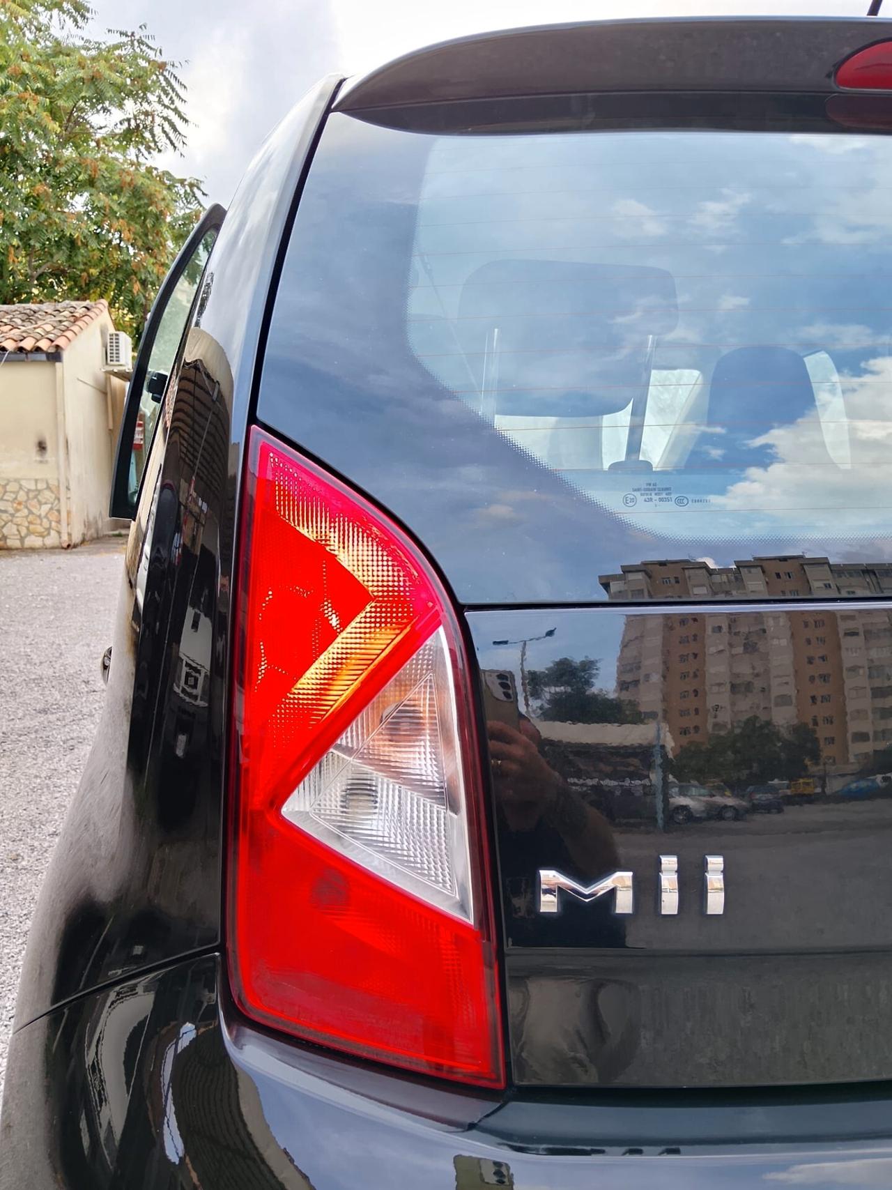 Seat Mii 1.0 5 porte Chic 10/2016 DA VETRINA