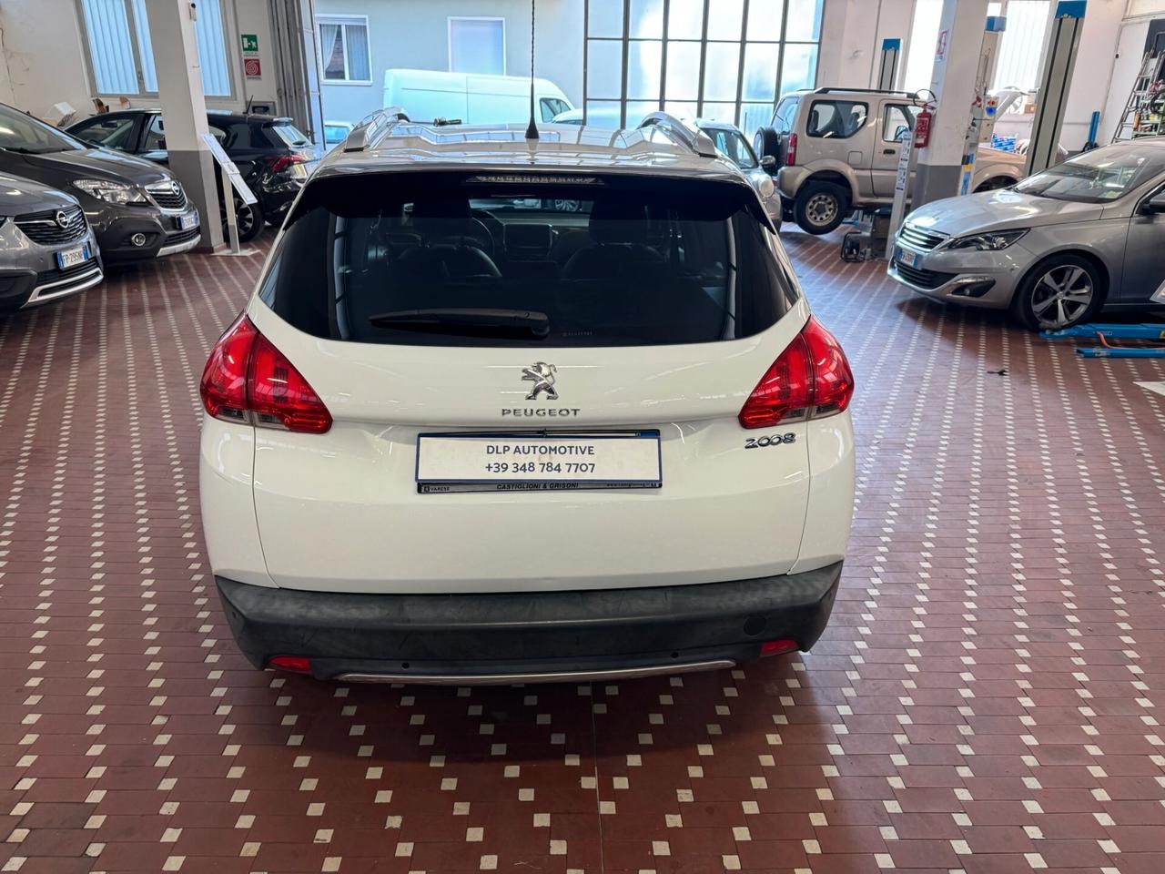 Peugeot 2008 1.2 VTi 82CV Allure NEOPATENTATI - FINANZIABILE