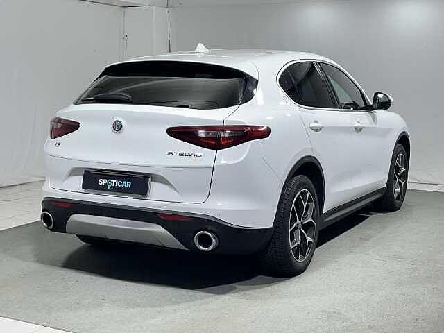 Alfa Romeo Stelvio 2.2 Turbodiesel 190 CV AT8 Q4 Executive