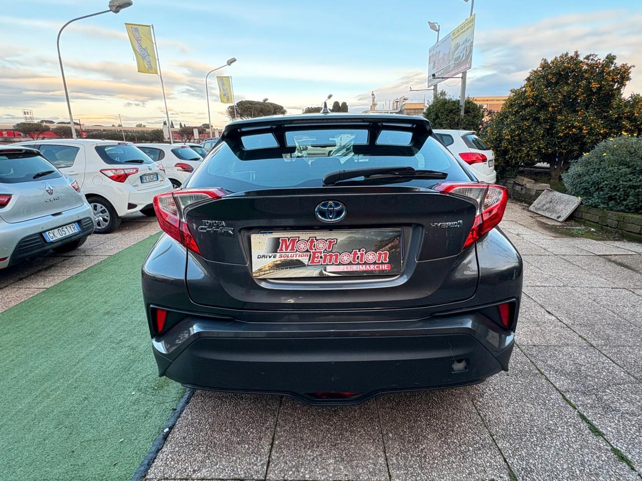 Toyota C-HR 1.8 Hybrid E-CVT Active