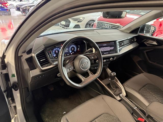 AUDI A1 SPB 30TFSI S line "Telec/C.Play/LED