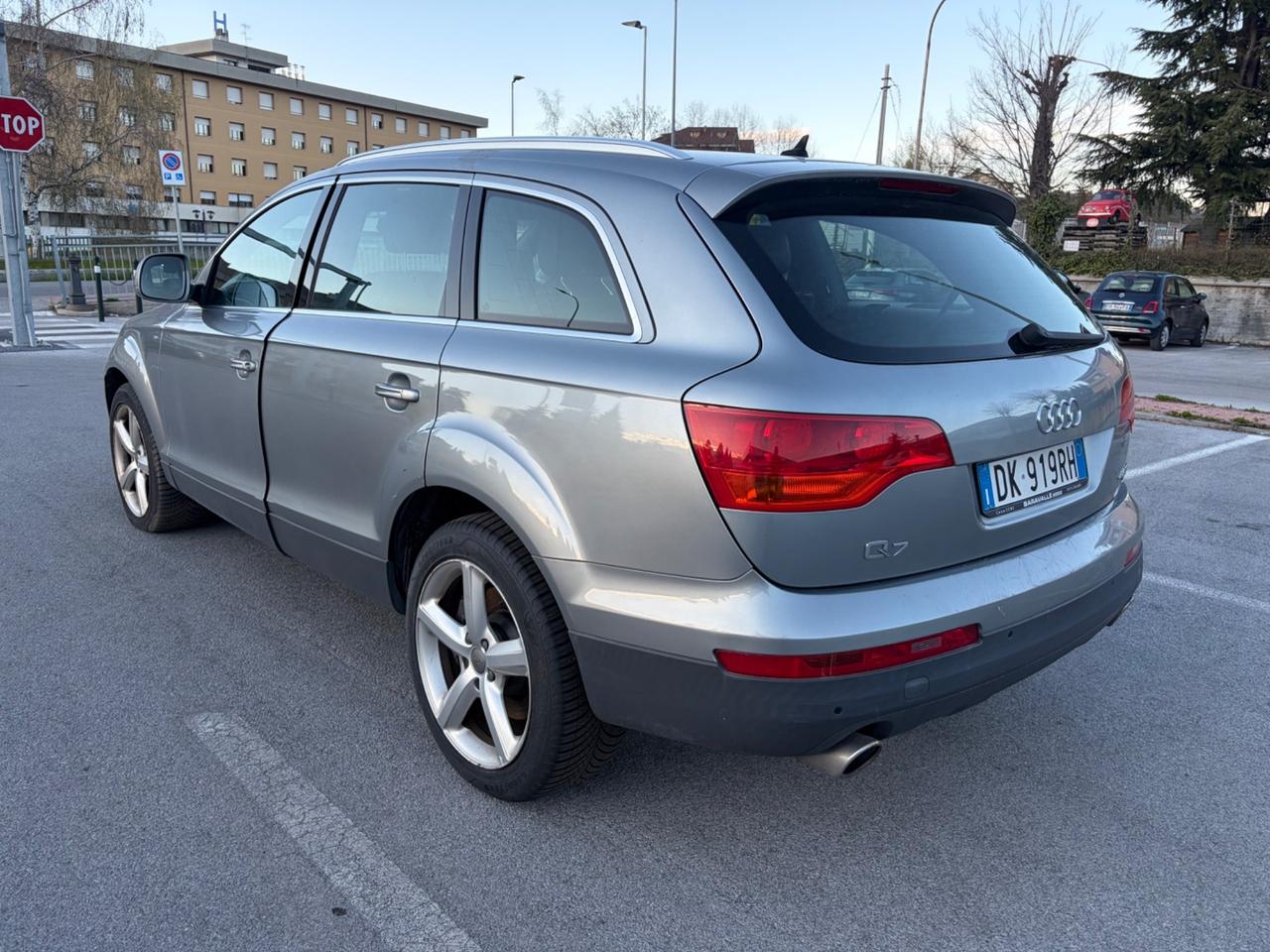 Audi Q7 4.2 V8 TDI quattro tiptronic