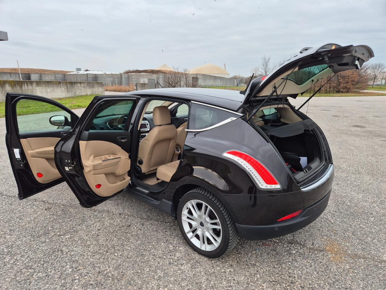 Lancia Delta 1.6 MJT Gold FULL