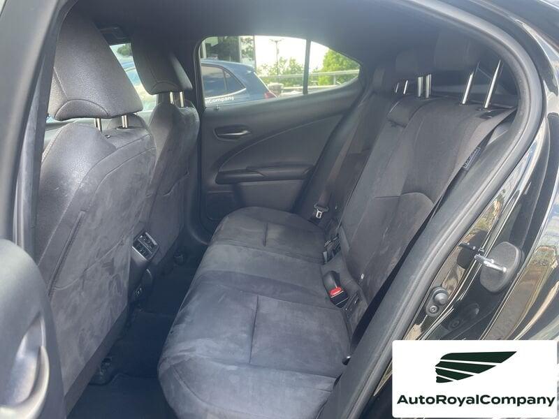 Lexus UX Hybrid Premium