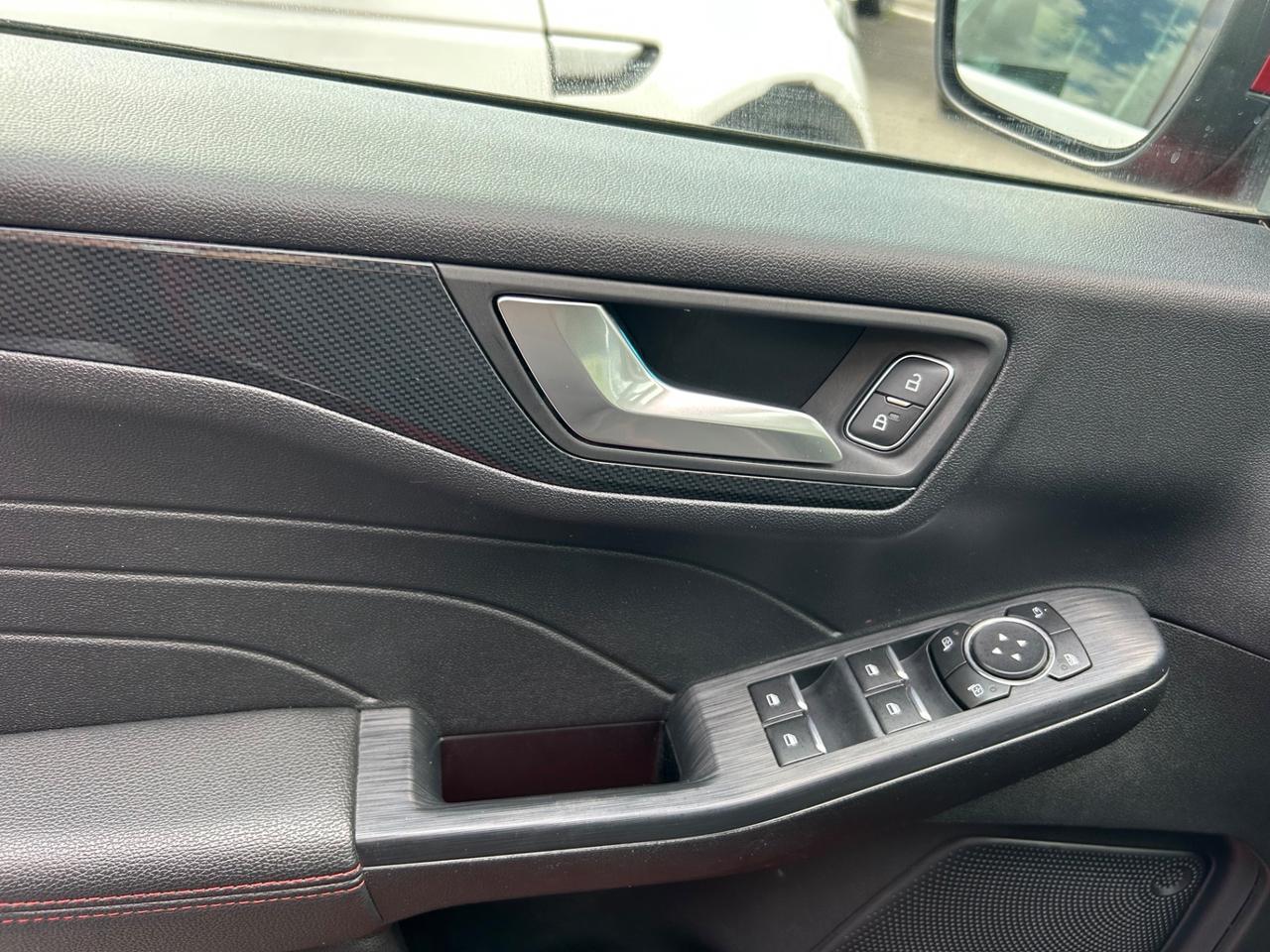 Ford Kuga 1.5 EcoBlue 120 CV 2WD ST-Line