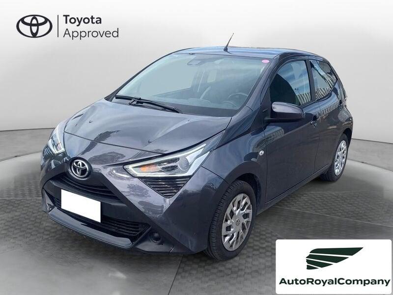Toyota Aygo Connect 1.0 VVT-i 72 CV 5 porte x-play MMT