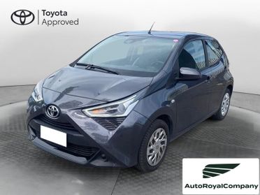 Toyota Aygo Connect 1.0 VVT-i 72 CV 5 porte x-play MMT