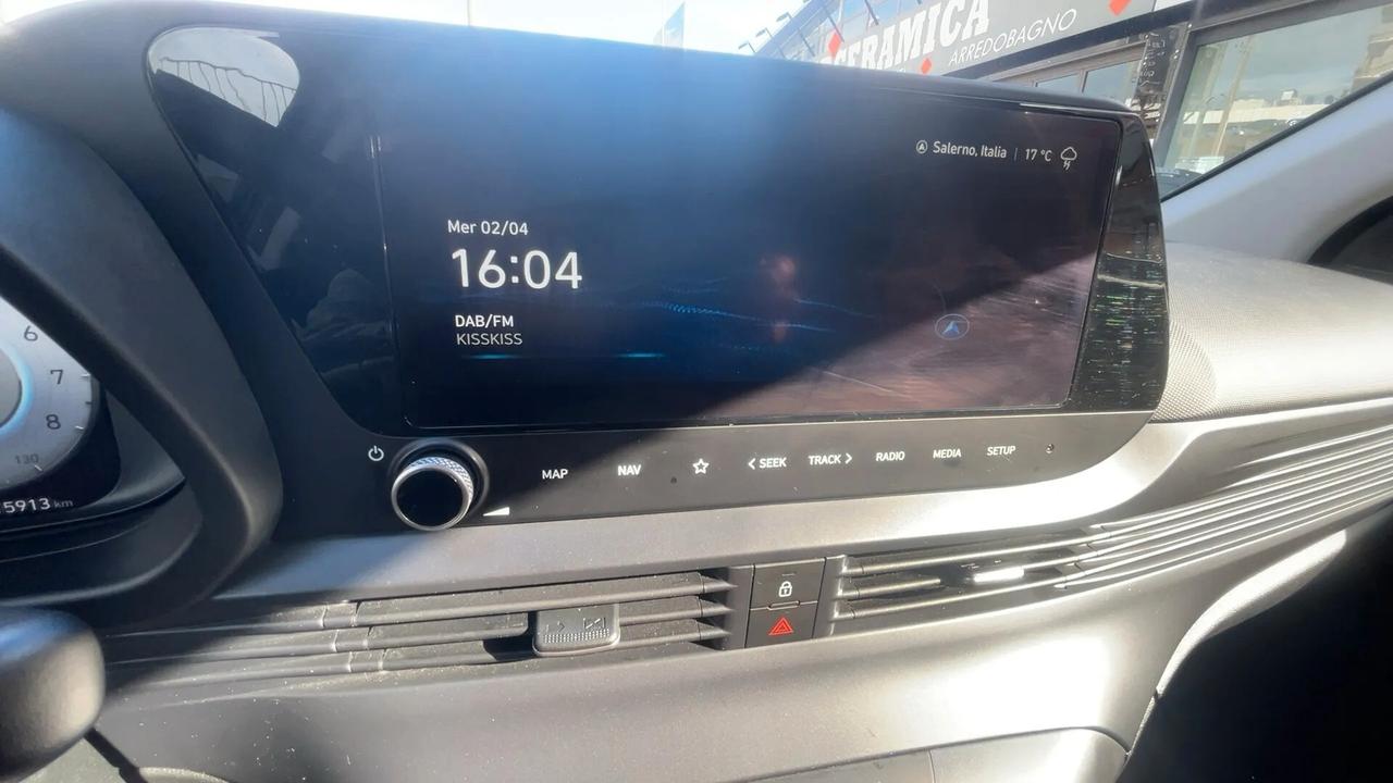 Hyundai i20 1.2 MPI MT Connectline