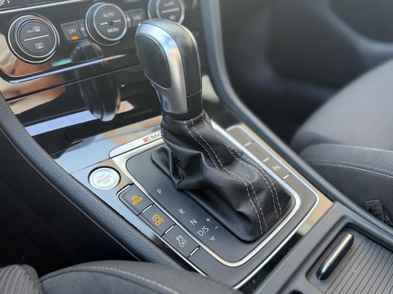 Volkswagen Golf R 2.0 TSI 300CV 4MOTION 2020 - PERMUTABILE