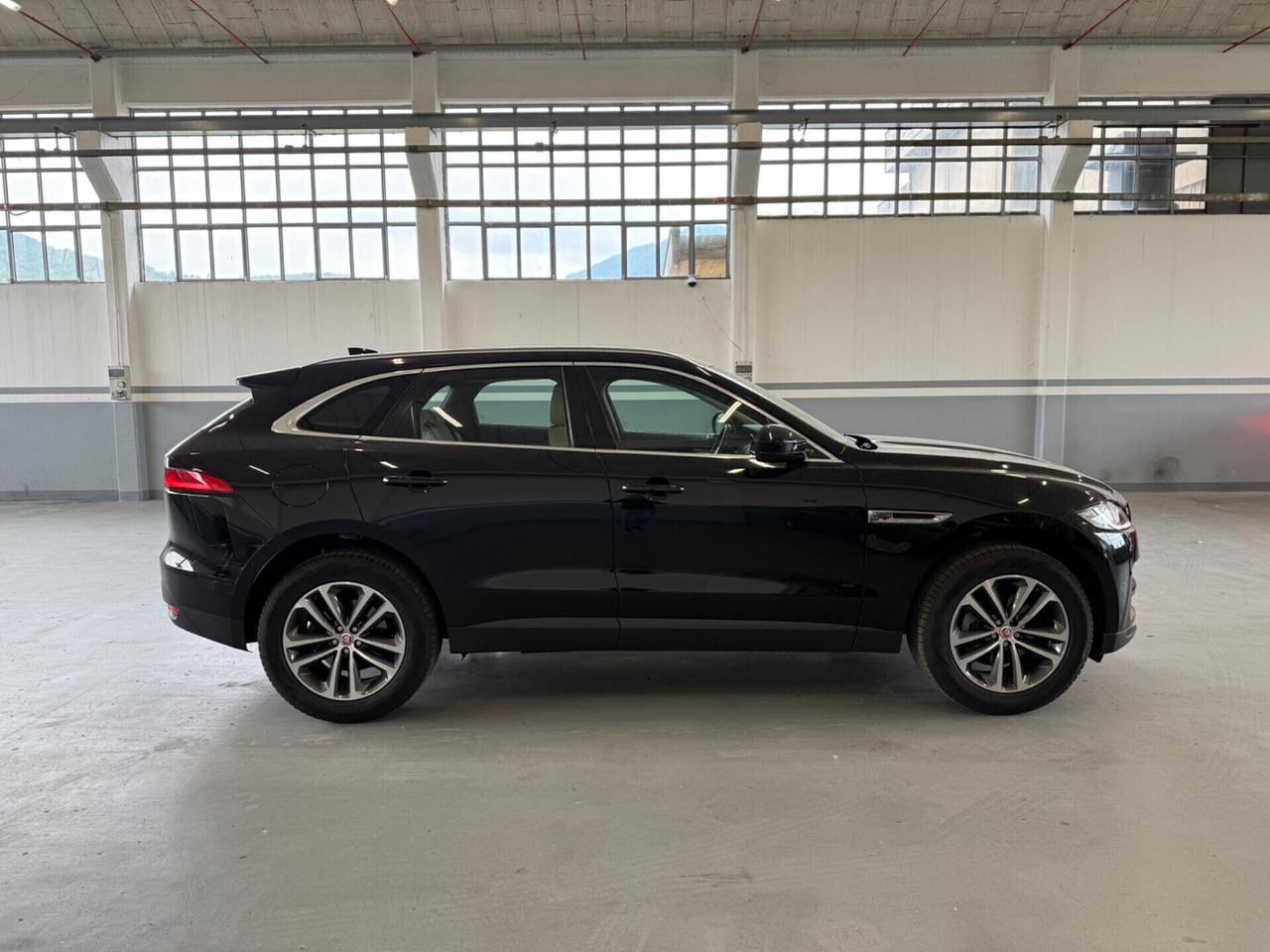 Jaguar F-Pace 2.0 D 180 CV 2016 euro6