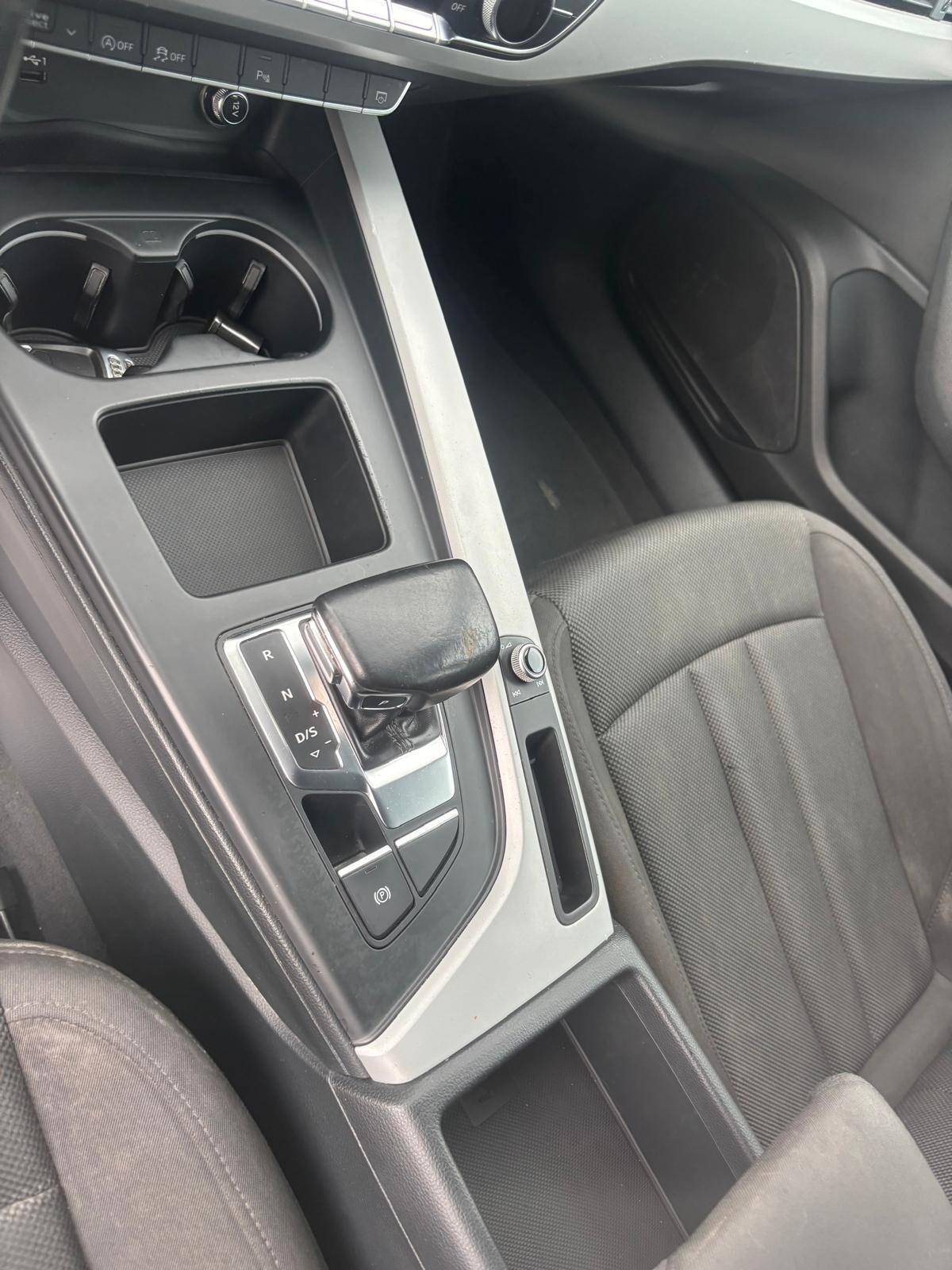 Audi A4 Avant 40 TFSI S tronic