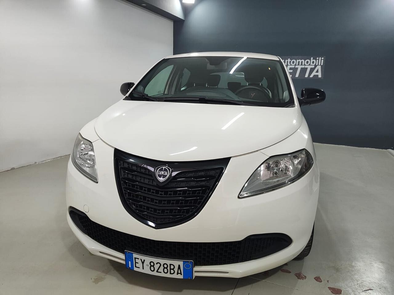 Lancia Ypsilon 1.2 69 CV 5 porte GPL Ecochic Plati