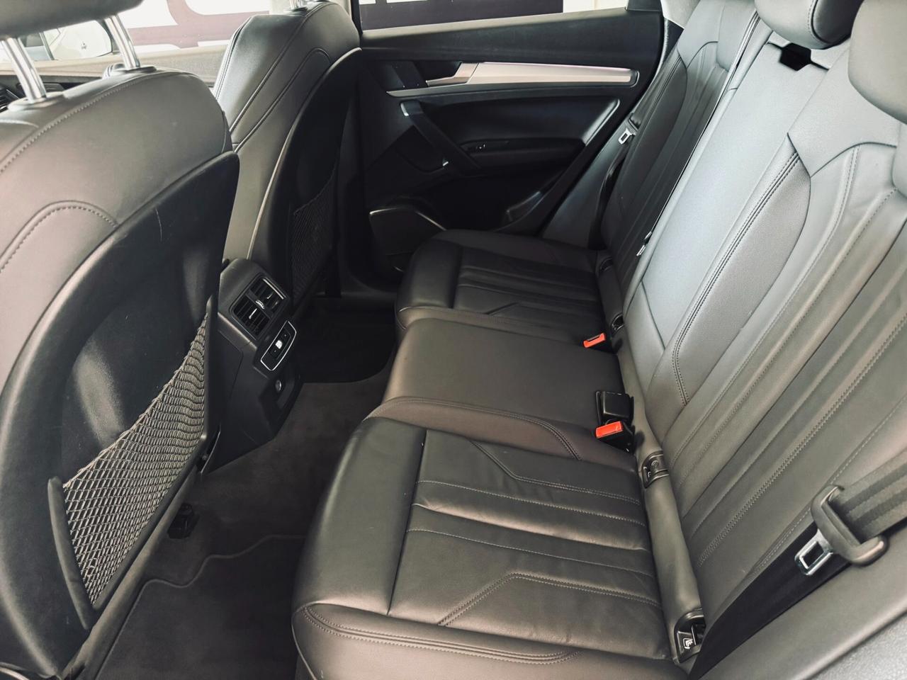 Audi Q5 quattro S line