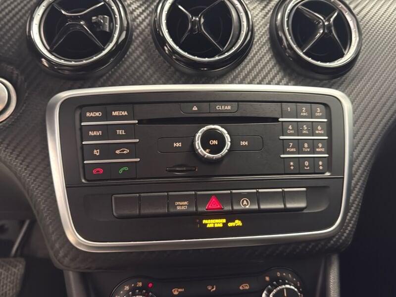 Mercedes-Benz GLA 180 d Automatic Business