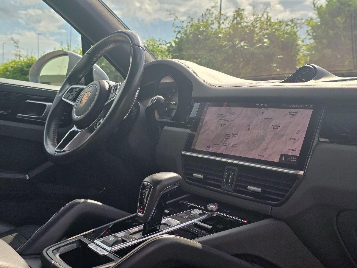 PORSCHE CAYENNE COUPE 3.0 V6 BENZ GARANZ. UFF.