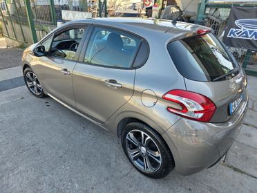 Peugeot 208 1.2 benzina PureTech 82 5 porte Allure 2015