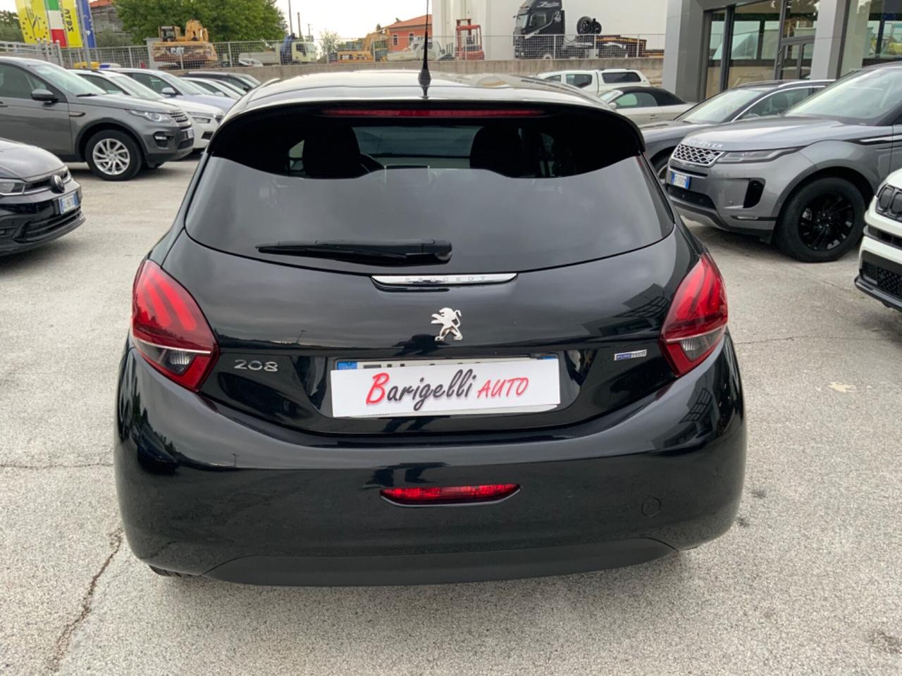Peugeot 208 PureTech 82 5p. GPL Allure