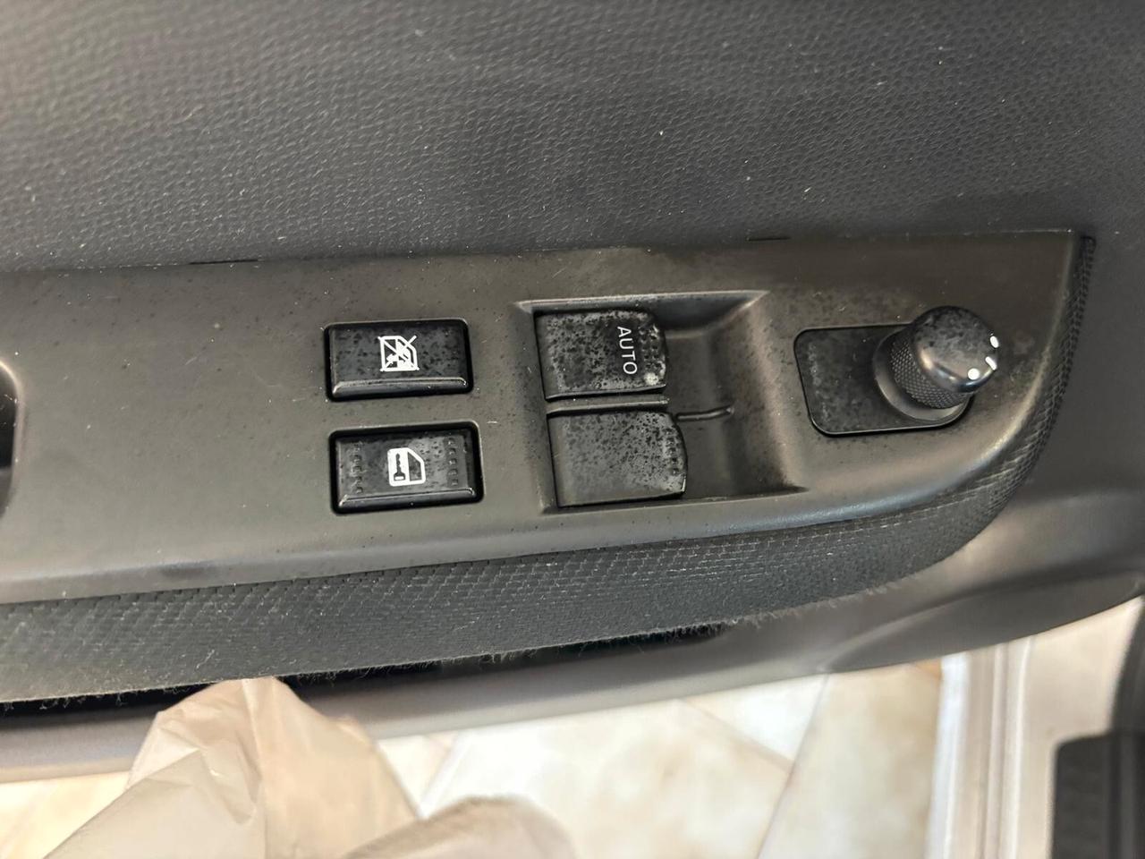 SUZUKI SWIFT ANNO 2007 DS 1.3 MULTIJET ADATTA NEOPATENTATI KM 138 MILA