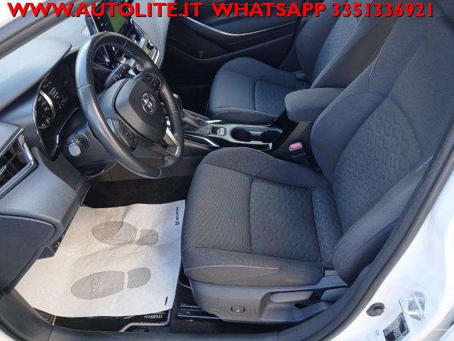 TOYOTA Corolla Touring Sports 1.8 Hybrid Business
