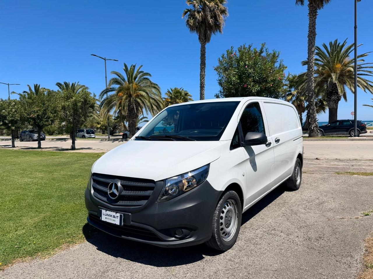 MERCEDES Vito 111 cdi compact E6