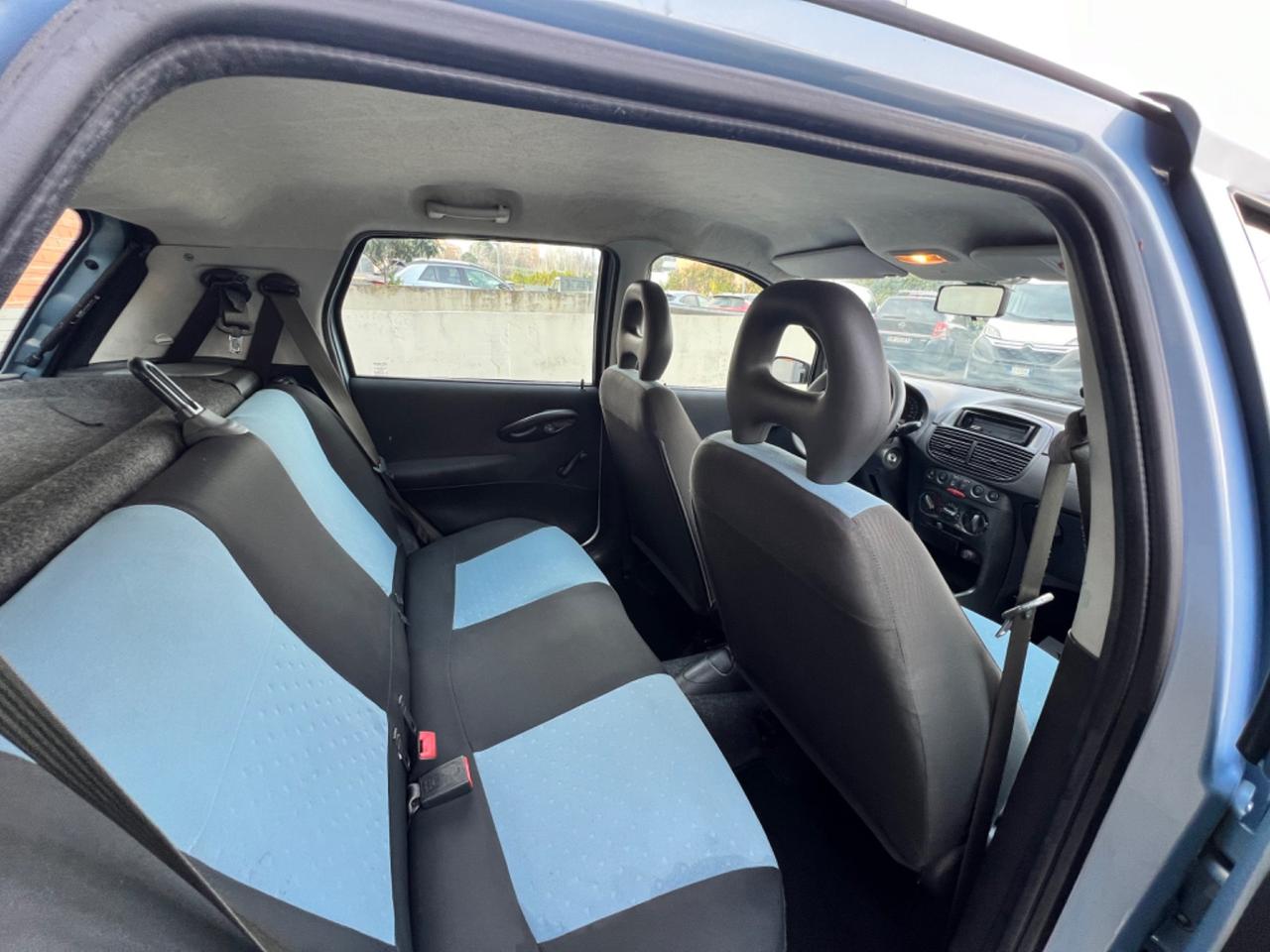 Fiat Punto 1.2 5 porte Active Natural Power