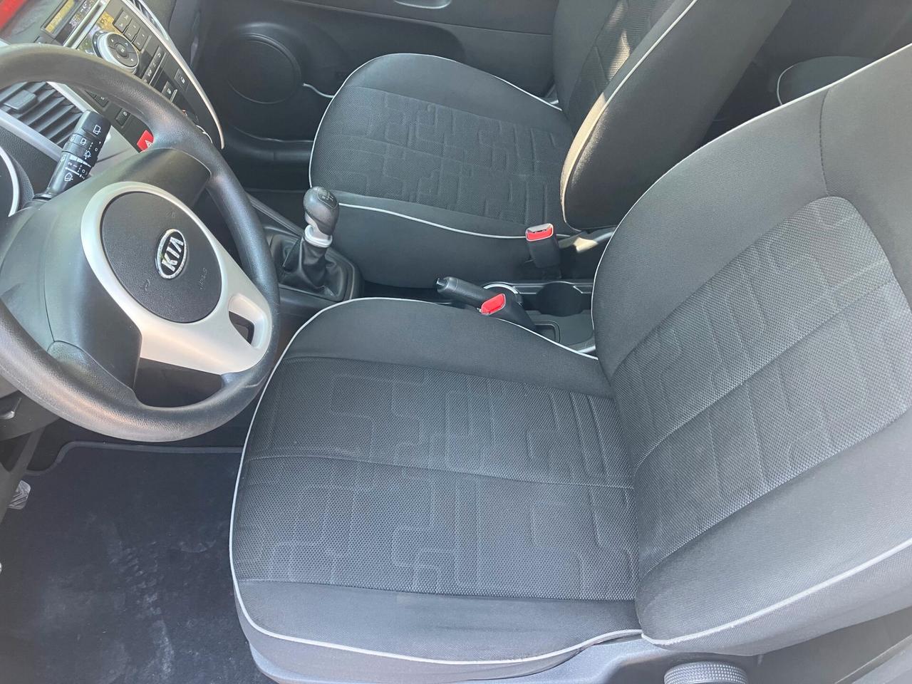Kia Venga 1.4 CVVT Fullsky