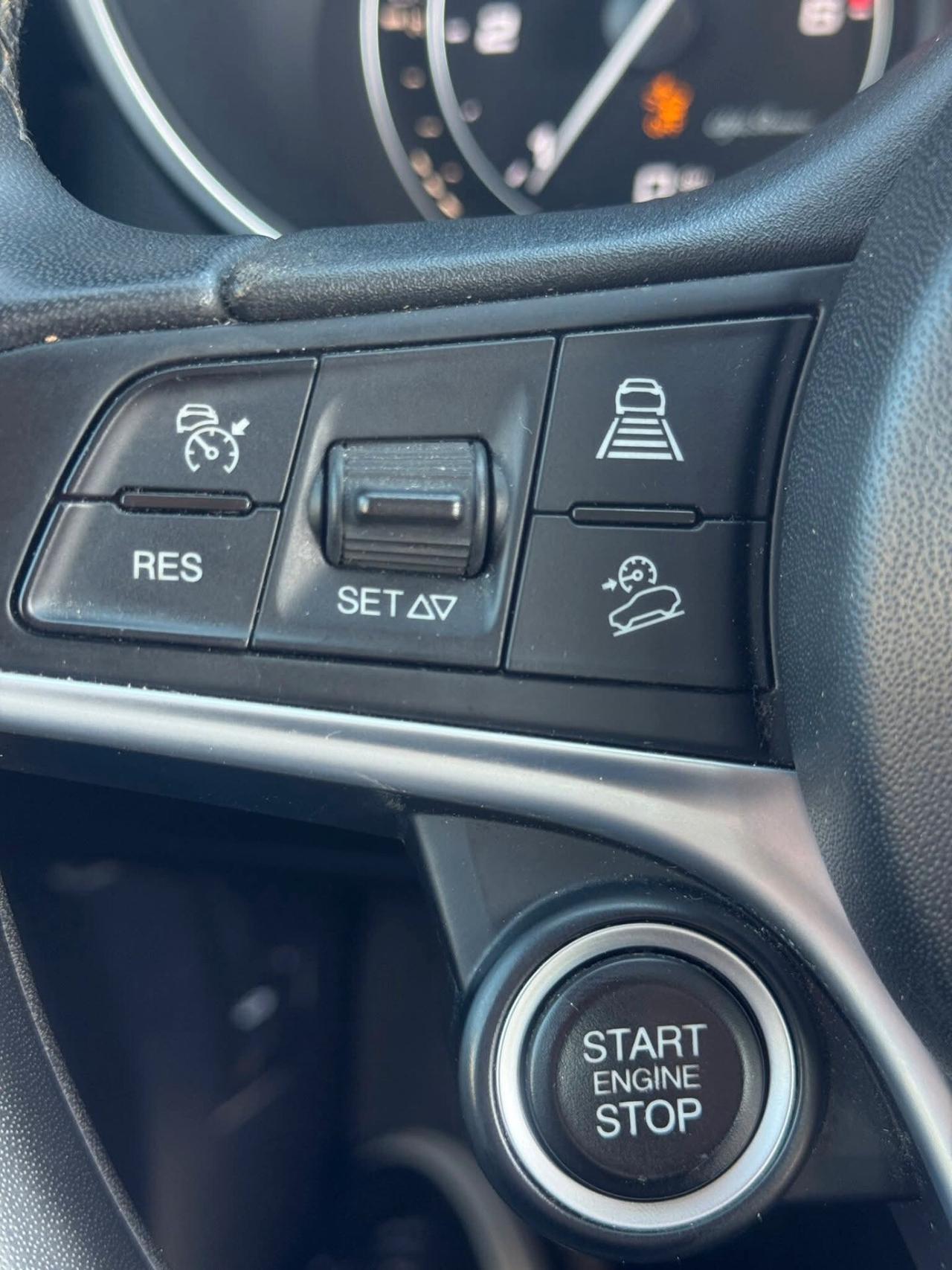 Alfa Romeo Stelvio 2.2 Turbodiesel 190 CV AT8 RWD Business